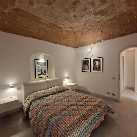 Sotto Le Torri *