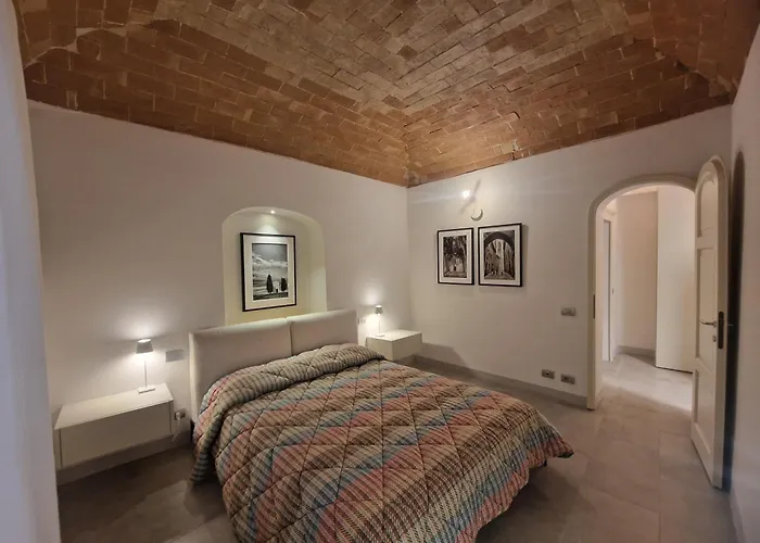 Sotto Le Torri *